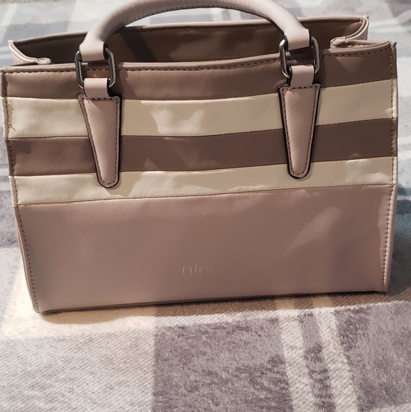 Nicole Purse - Picture 2 of 5